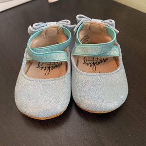 Monkey feet ballet flats